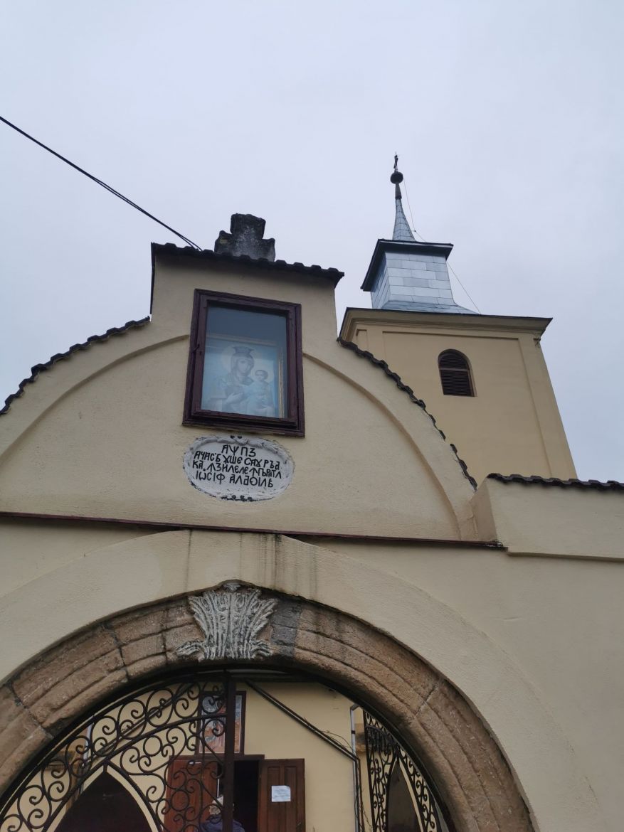biserica_cuvioasa_paraschiva_ighiu3